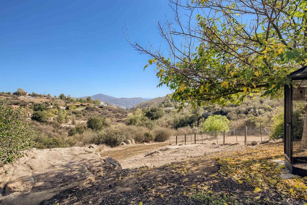 20521 Manzanita Way Property Photo 26