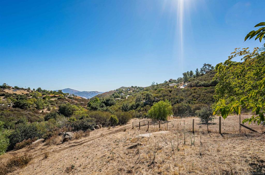20521 Manzanita Way Property Photo 30