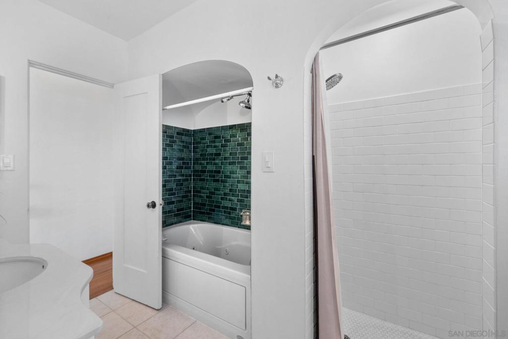 4264 Biona Place Property Photo 16