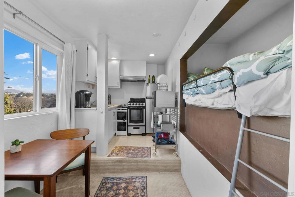 4264 Biona Place Property Photo 38