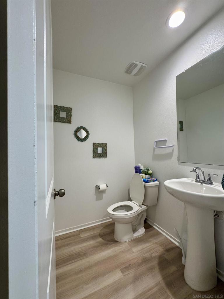 24014 Raptor Way Property Photo 8