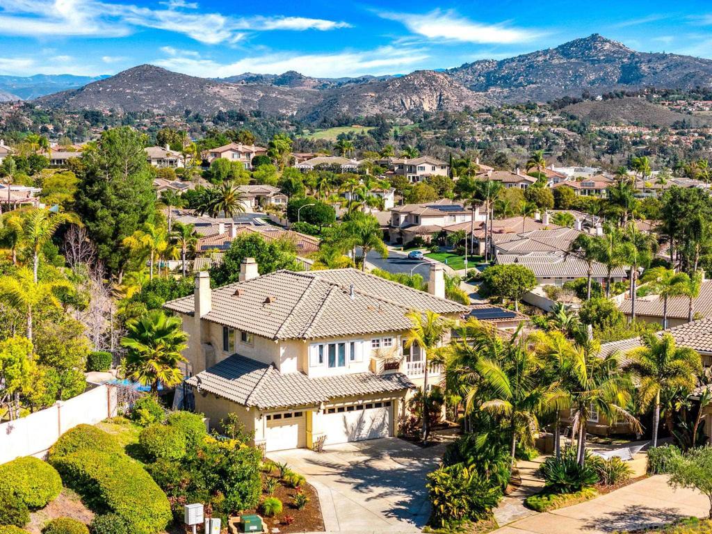 3176 Via Montaneta Property Photo 2