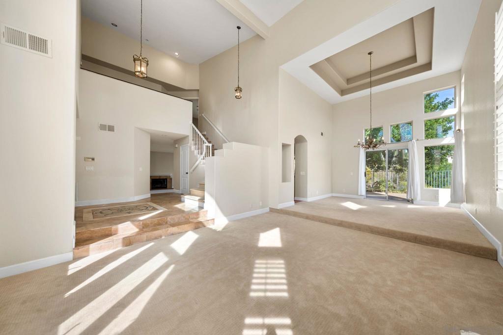3176 Via Montaneta Property Photo 8