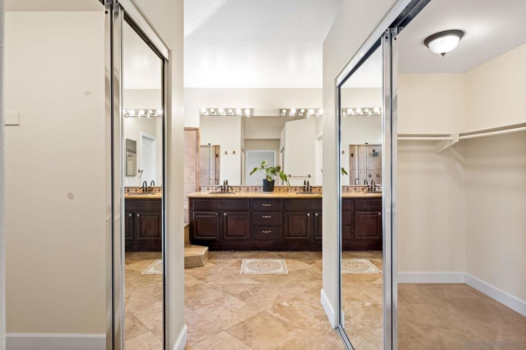 3176 Via Montaneta Property Photo 26