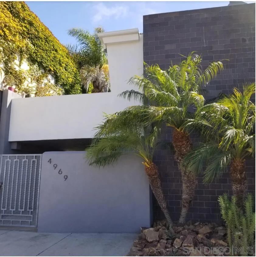 4969 Santa Monica F Property Photo