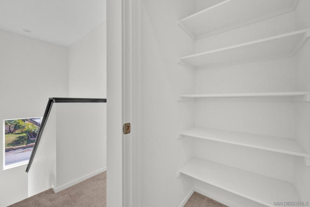 8156 Golden Ave Property Photo 23