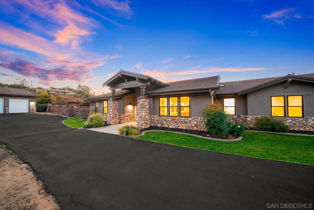 32070 Via Vera Property Photo 4