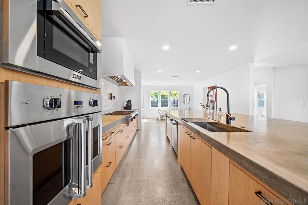 32070 Via Vera Property Photo 8