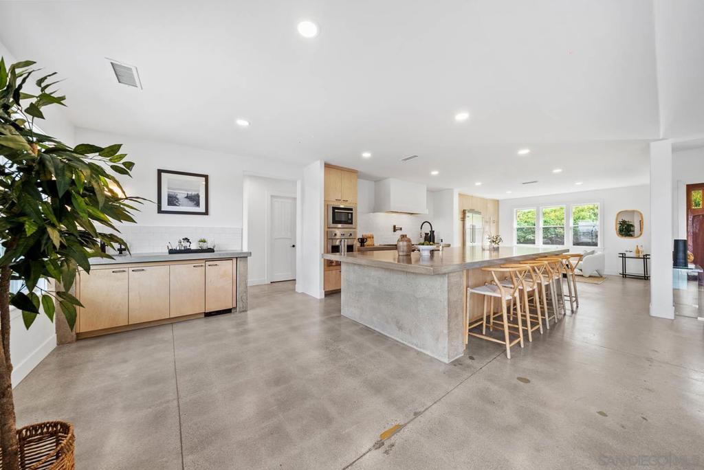 32070 Via Vera Property Photo 11