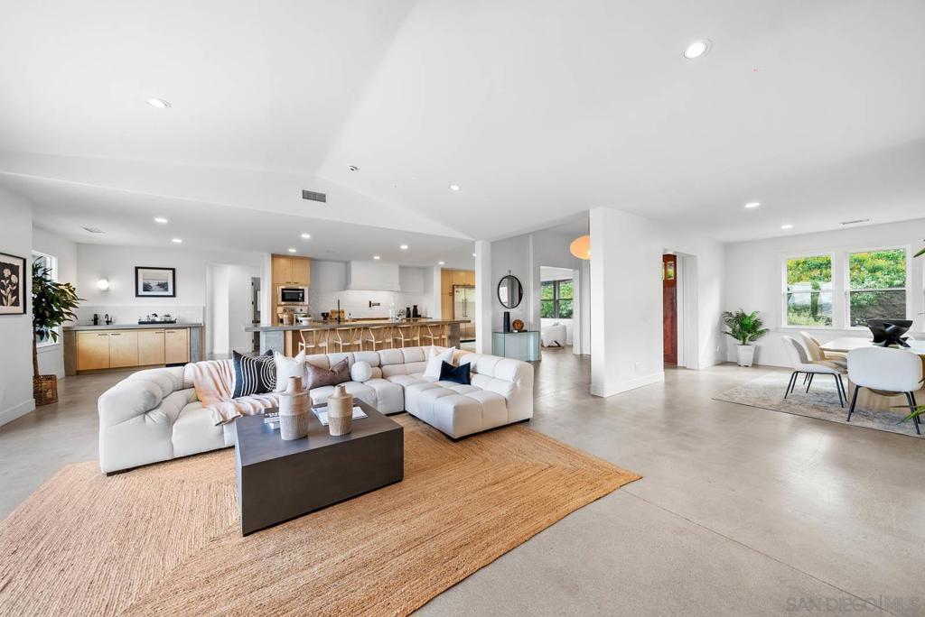 32070 Via Vera Property Photo 23