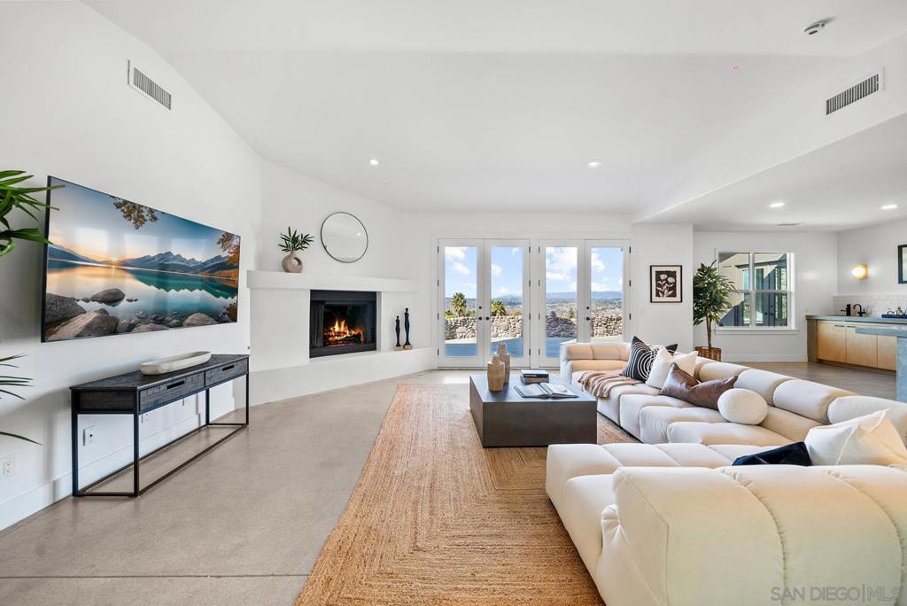 32070 Via Vera Property Photo 28