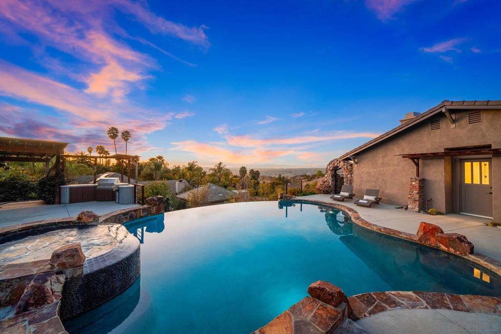 32070 Via Vera Property Photo 54