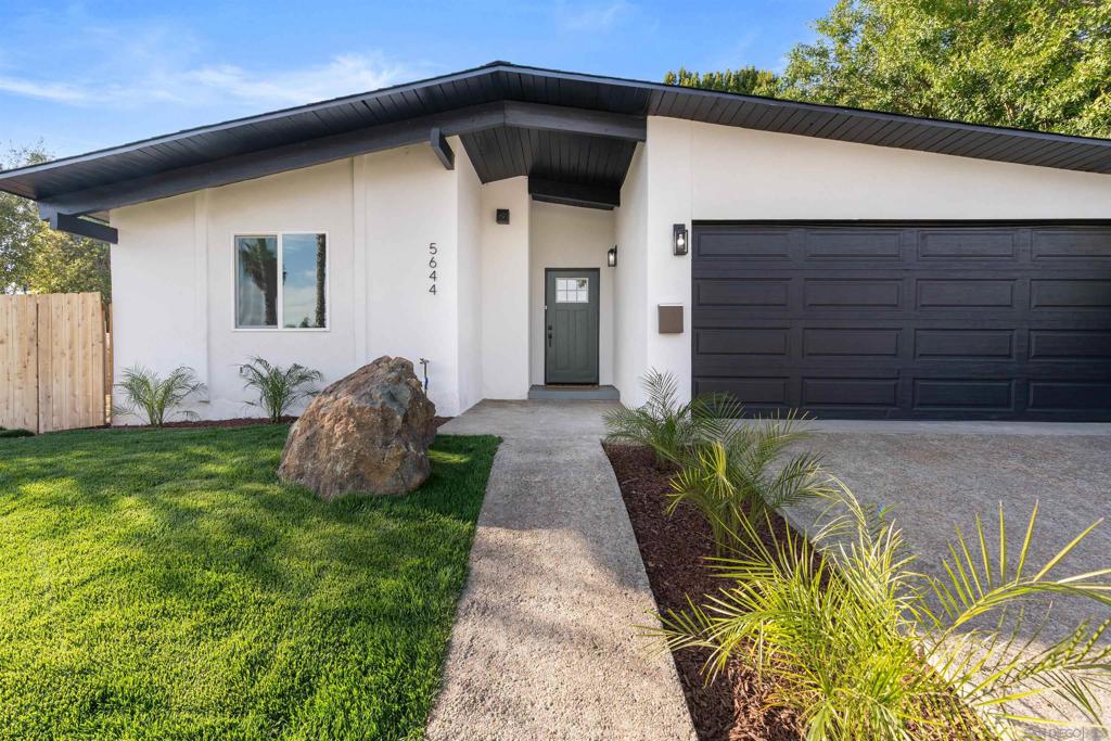 5644 Bromley Way Property Photo