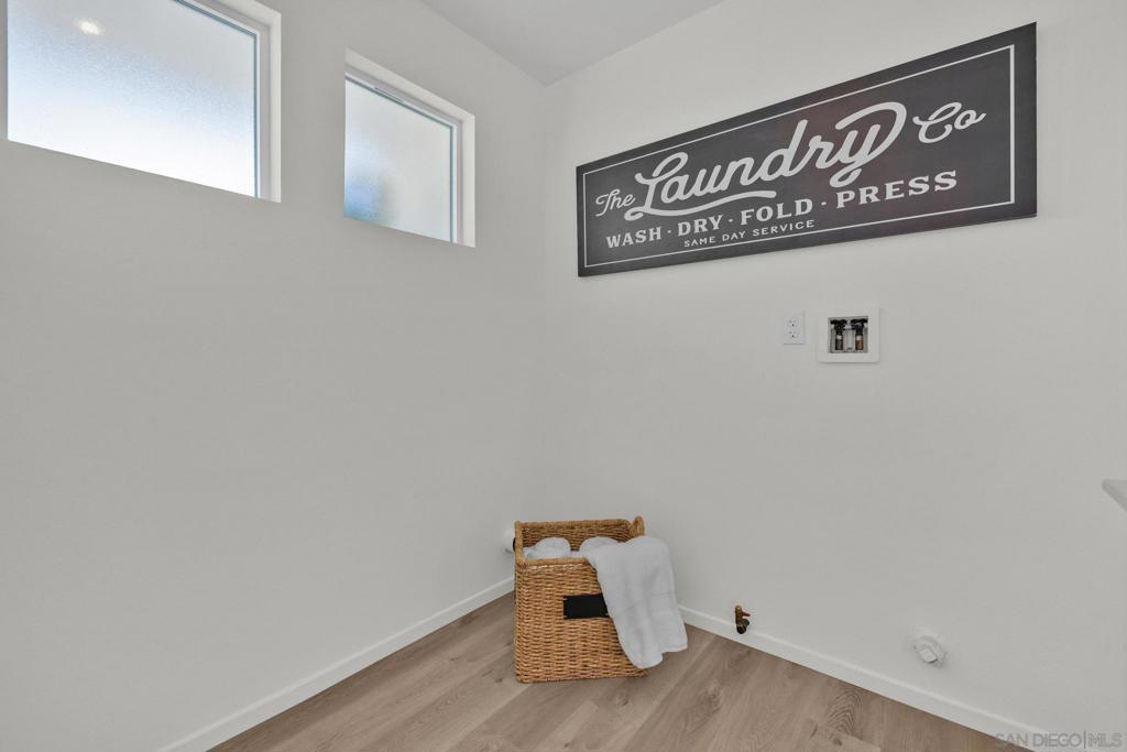 8182 Golden Ave Property Photo 5