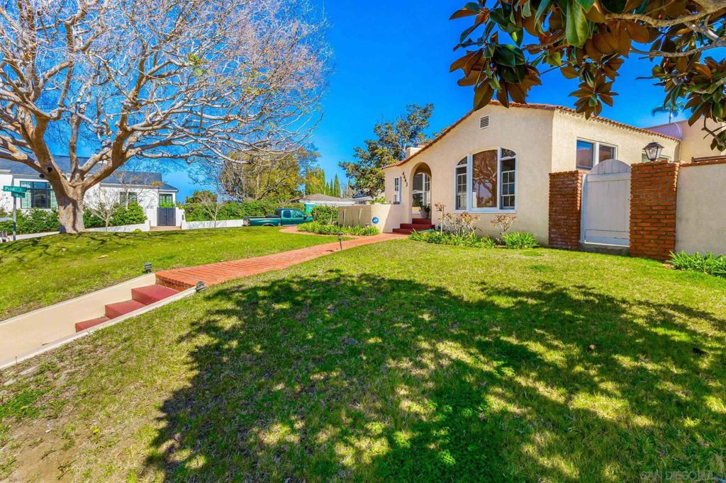 4443 Arista St Property Photo 8