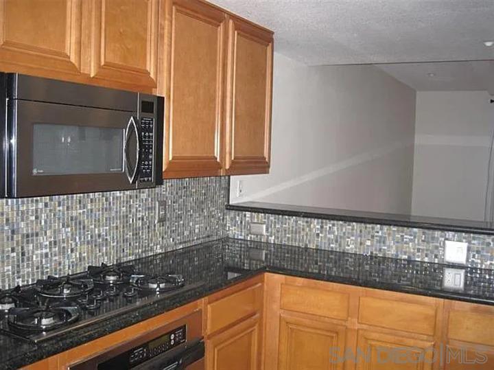 1501 India St 402 Property Photo 3