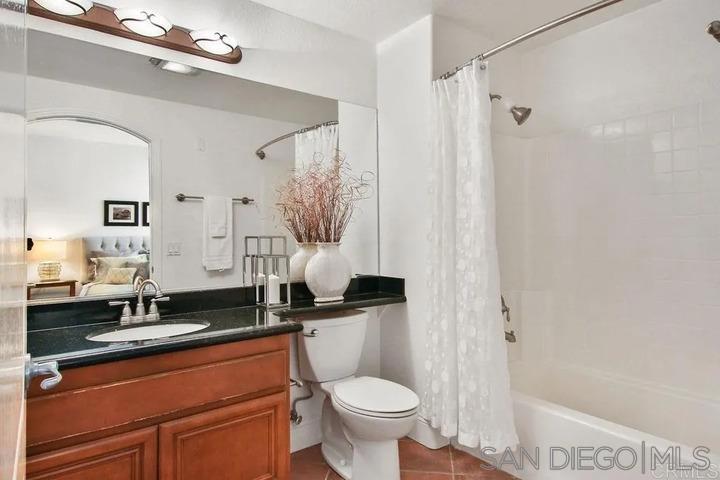 1501 India St 402 Property Photo 7