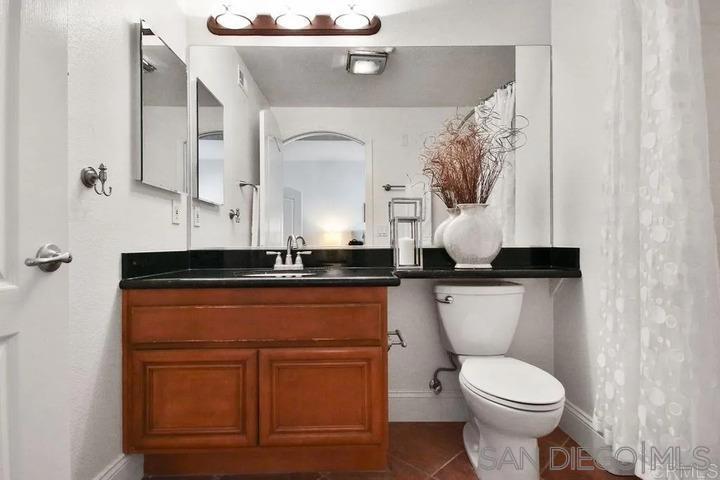 1501 India St 402 Property Photo 8