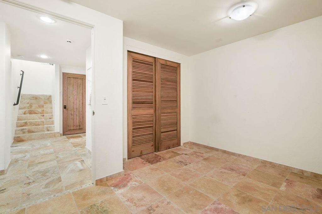 126 7th St Property Photo 28