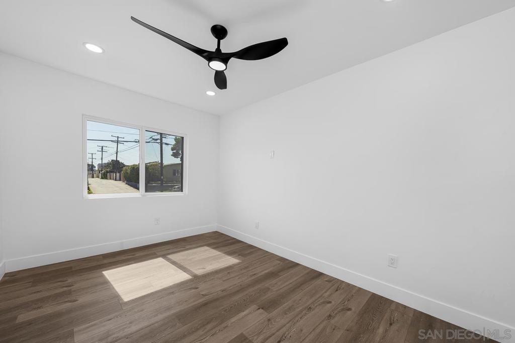 4128 Thorn St Property Photo 20