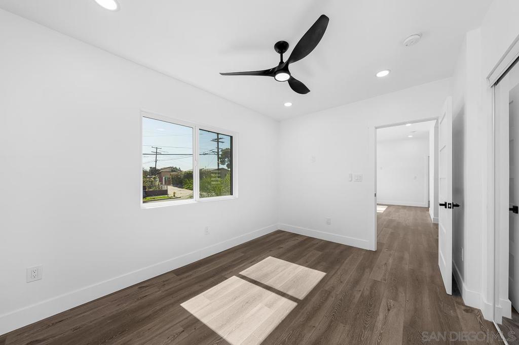 4128 Thorn St Property Photo 21