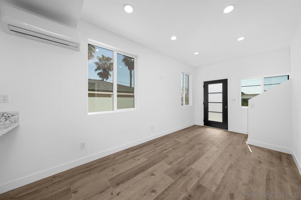4128 Thorn St Property Photo 54