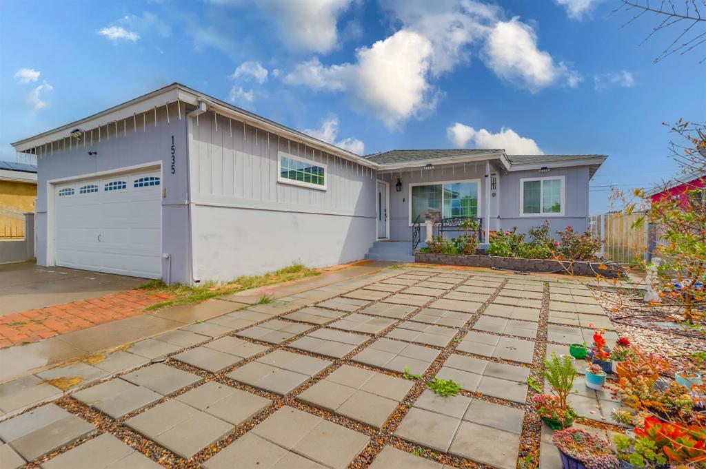 1535 50th St Property Photo