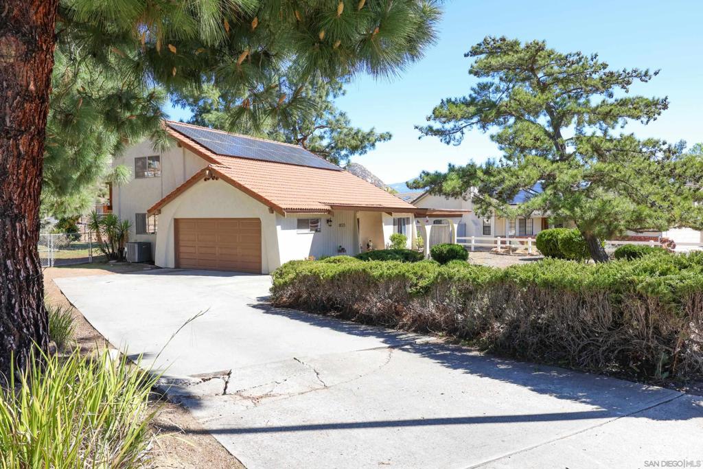 16325 Wikiup Rd Property Photo