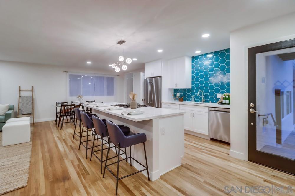 7136 Salizar St Property Photo