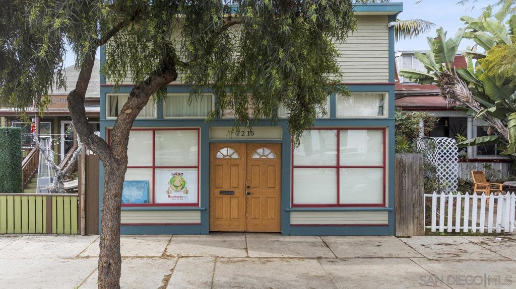 2215 Logan Ave Property Photo