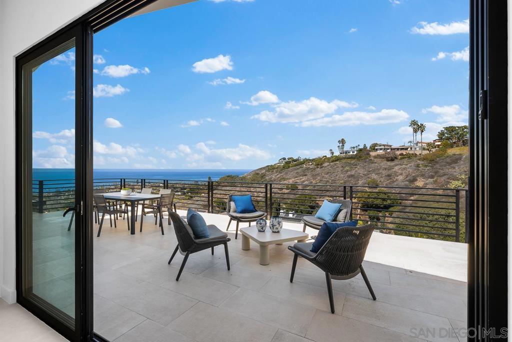5979 La Jolla Corona Drive Property Photo