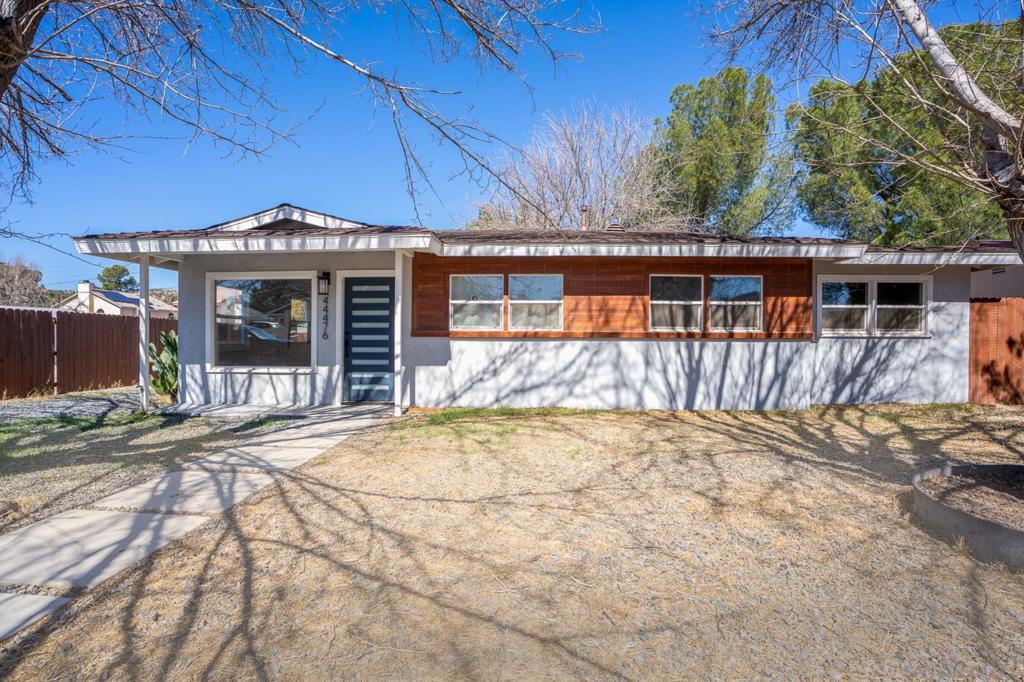 44476 Calexico Ave Property Photo