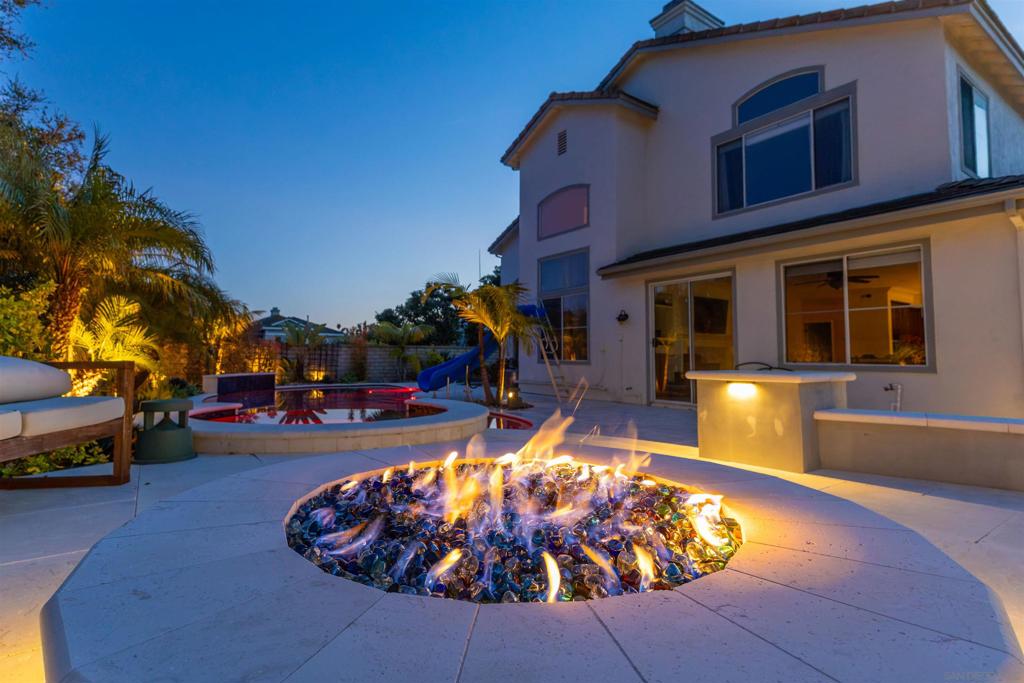 7925 Via Ensenada Property Photo