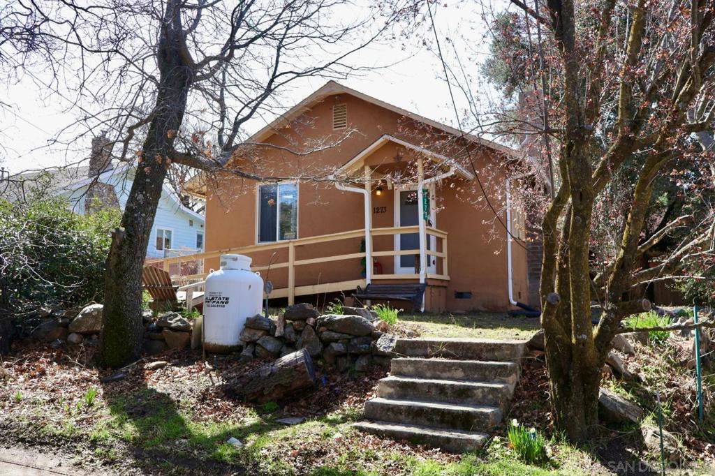 1273 Ridge Trl Property Photo