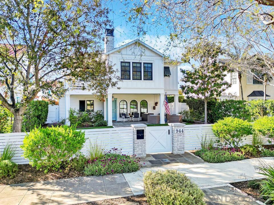 944 H Avenue Property Photo