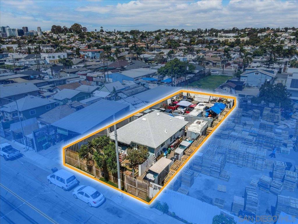 2946 Commercial Street Property Photo 2