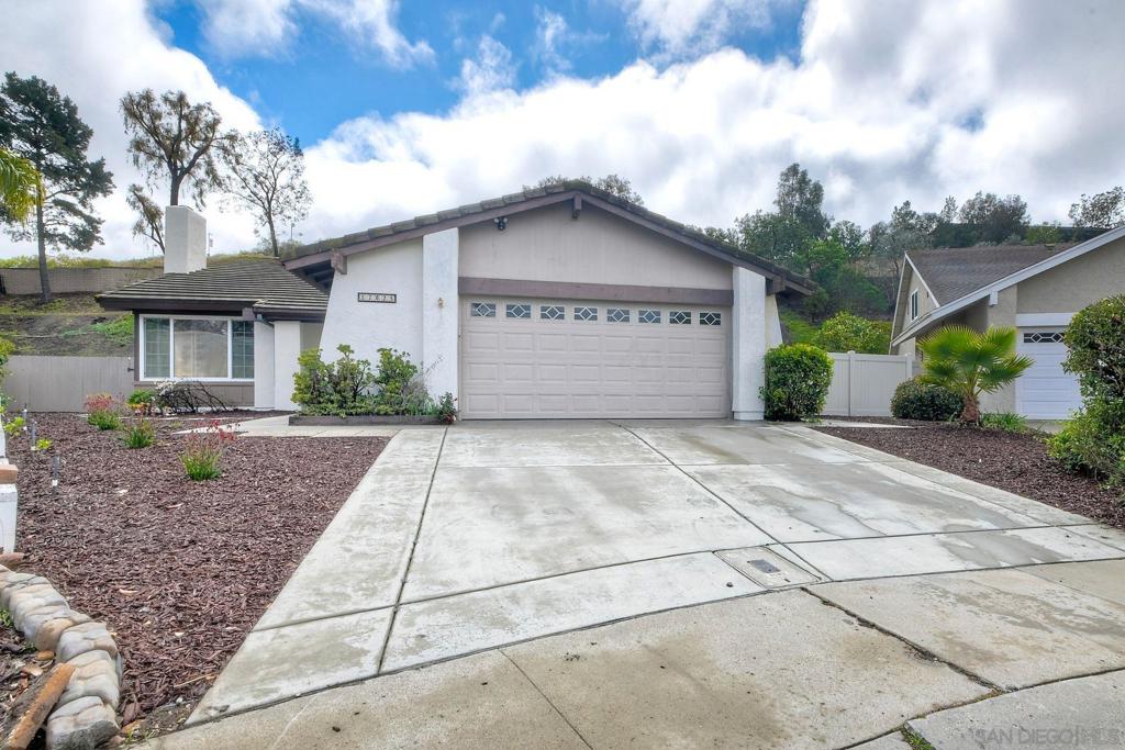 17025 Capilla Place Property Photo