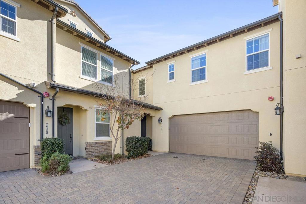 16347 Veridian Circle Property Photo