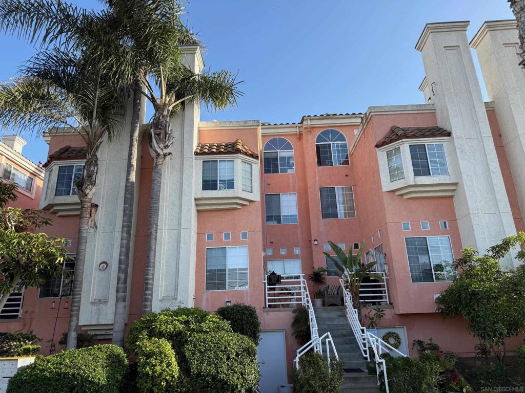 221 Donax 10 Property Photo