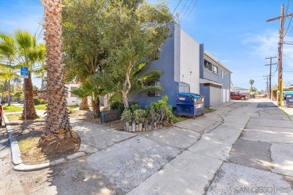 4668 39th Street Property Photo 10
