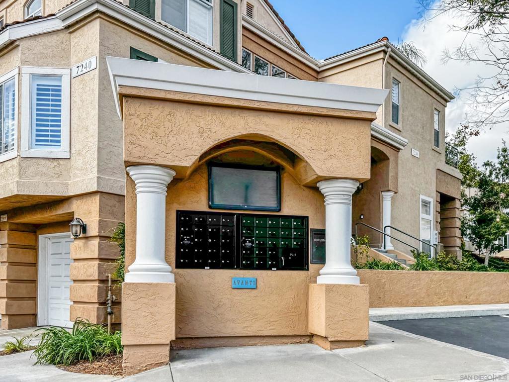 7182 Calabria Court A Property Photo