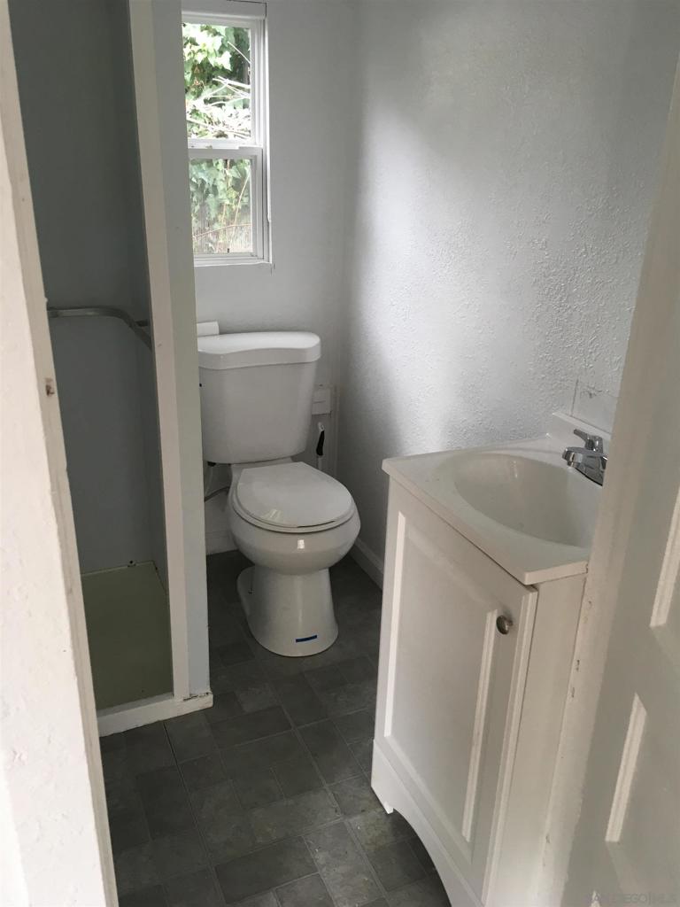 4070 Railroad Ave Property Photo 12