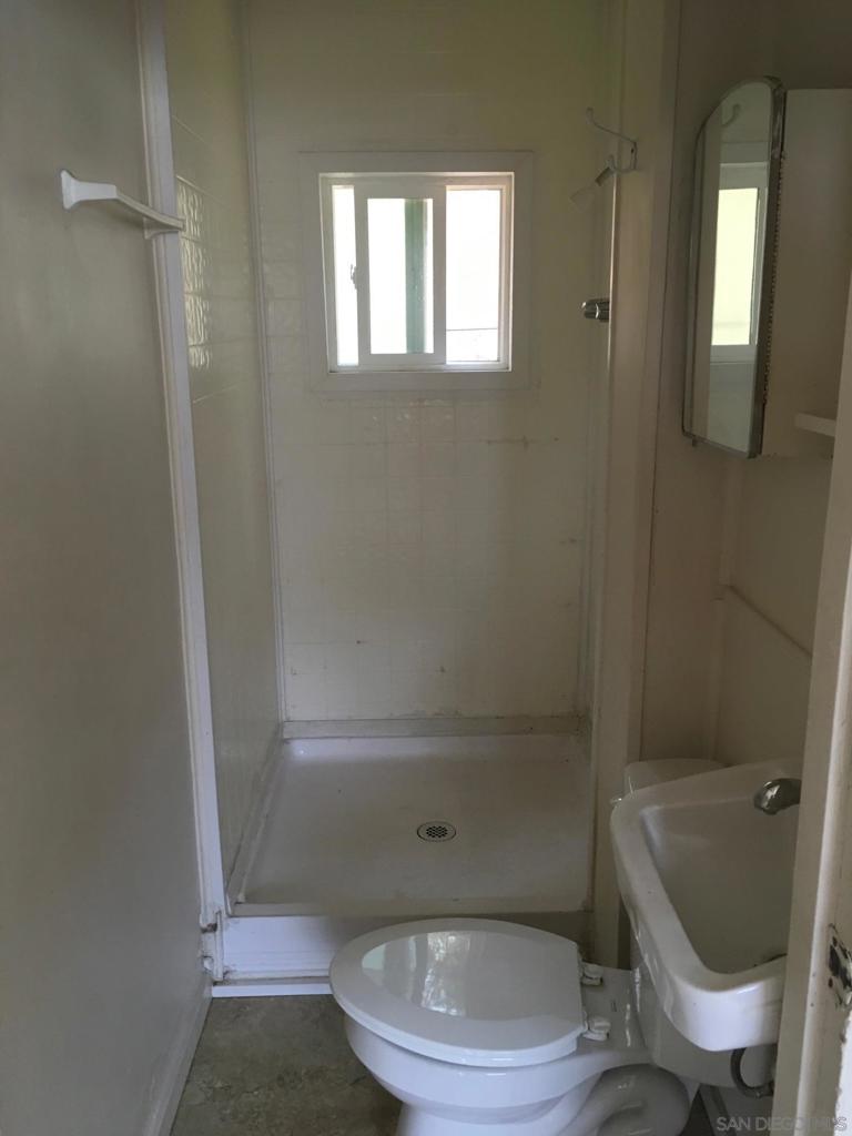 4070 Railroad Ave Property Photo 14