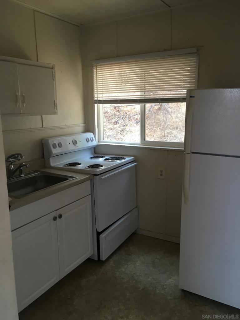 4070 Railroad Ave Property Photo 17