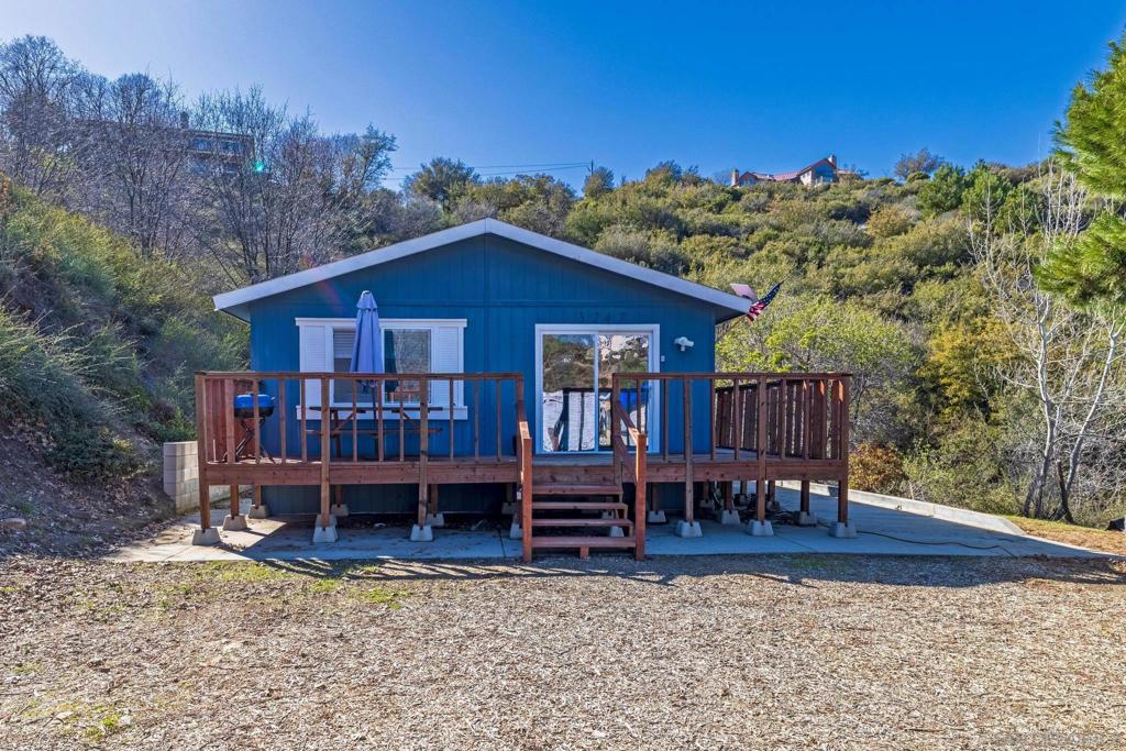 3247 Canyon Dr Property Photo