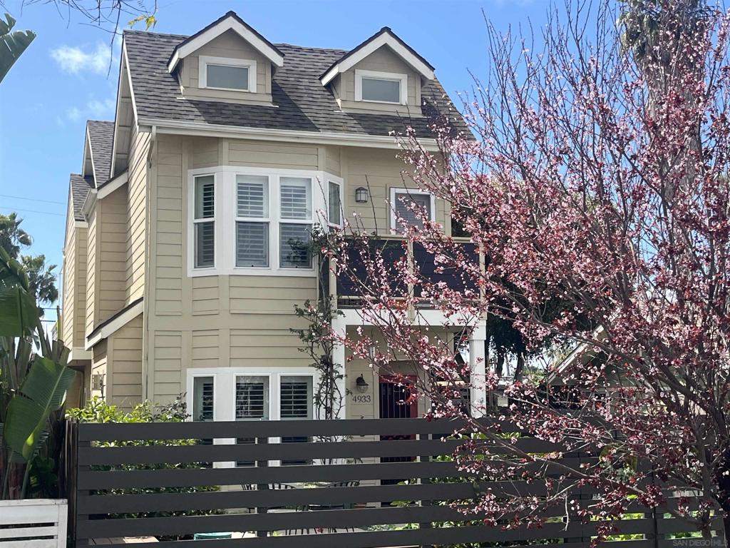 4933 Muir Avenue Property Photo