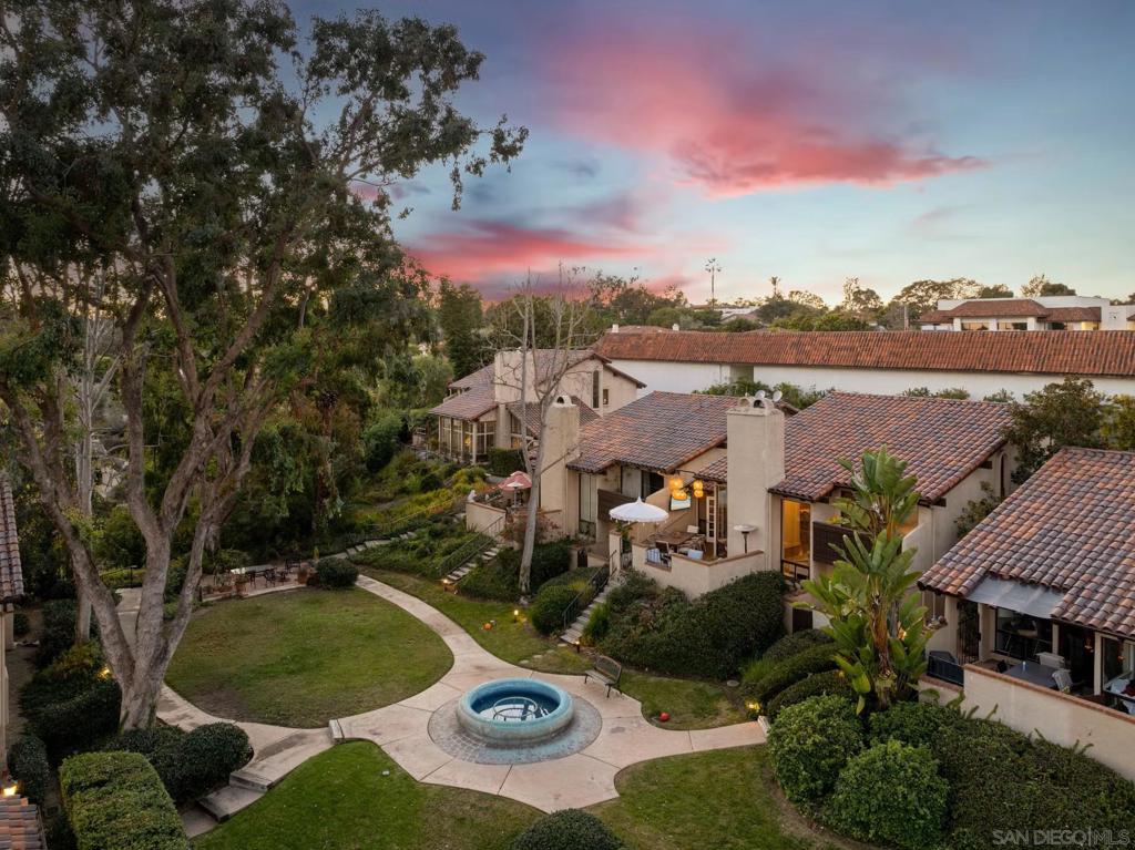 16936 Via De Santa Fe Property Photo