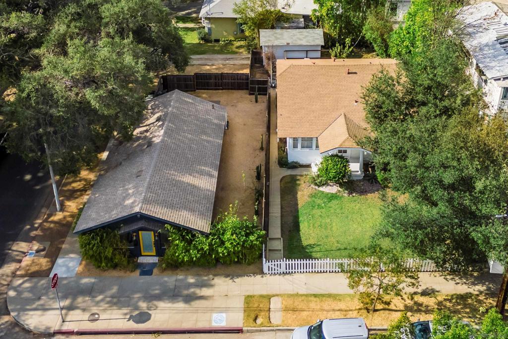 1135 1139 N Summit Ave Property Photo