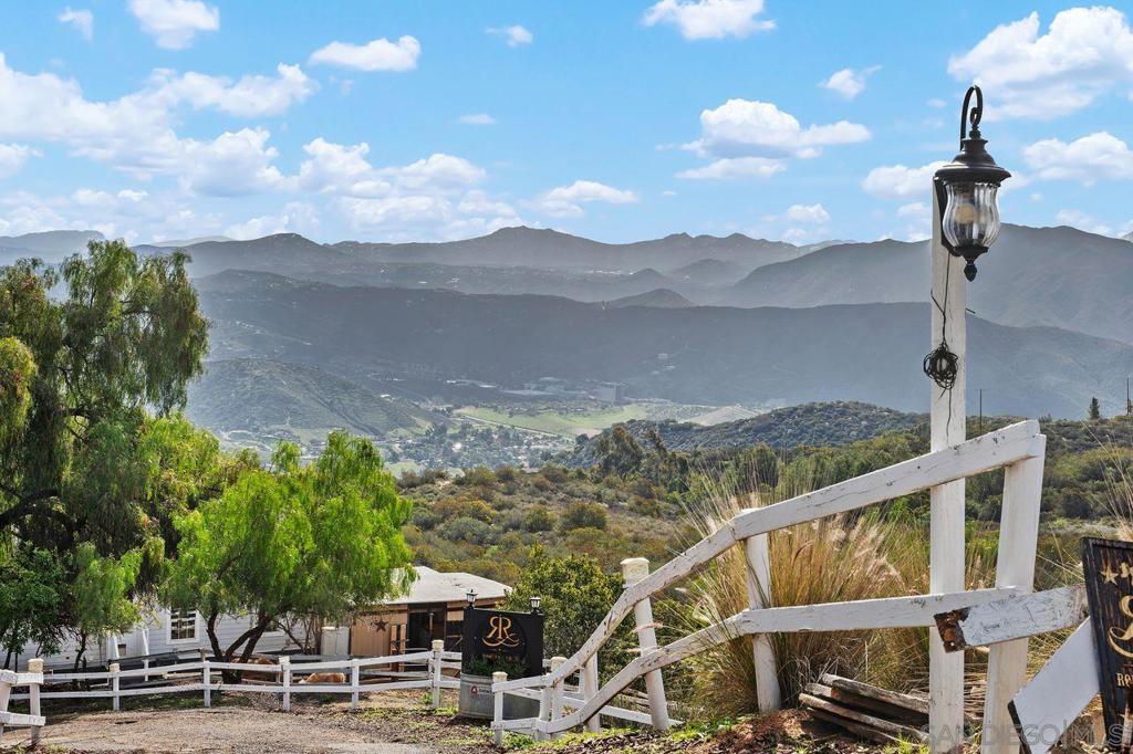 410 Woodland Ln Property Photo 5