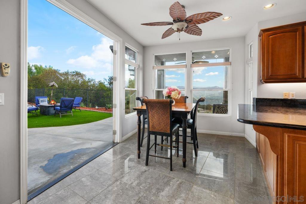 410 Woodland Ln Property Photo 12